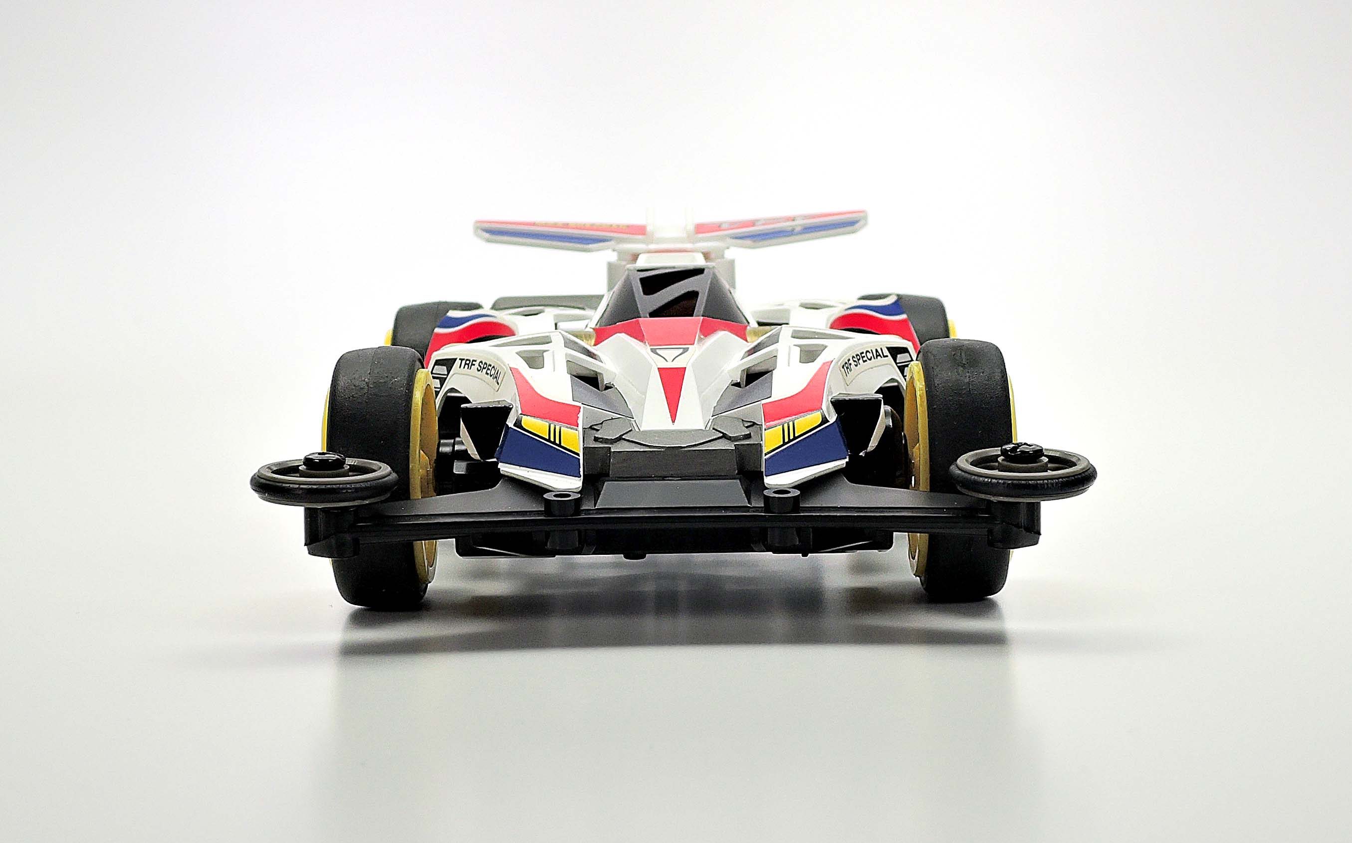 ミニ四駆】「マックスブレイカーTRF」を当時のコロコロ記事とともに