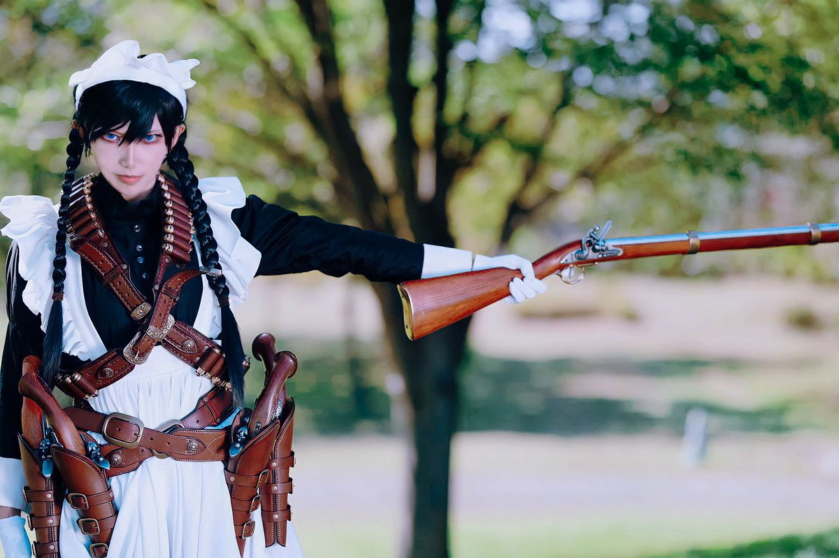 コスプレイヤー鷹村アオイに『BLACK LAGOON』ロベルタのマスケット銃の