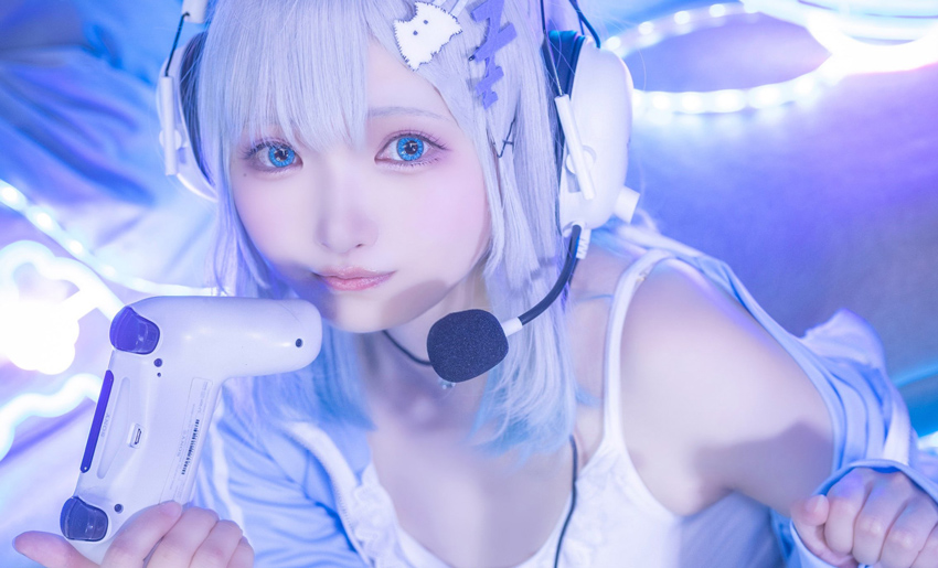 コスプレイヤーめると「ぶいすぽっ！」花芽すみれは自作の衣装・アクセ