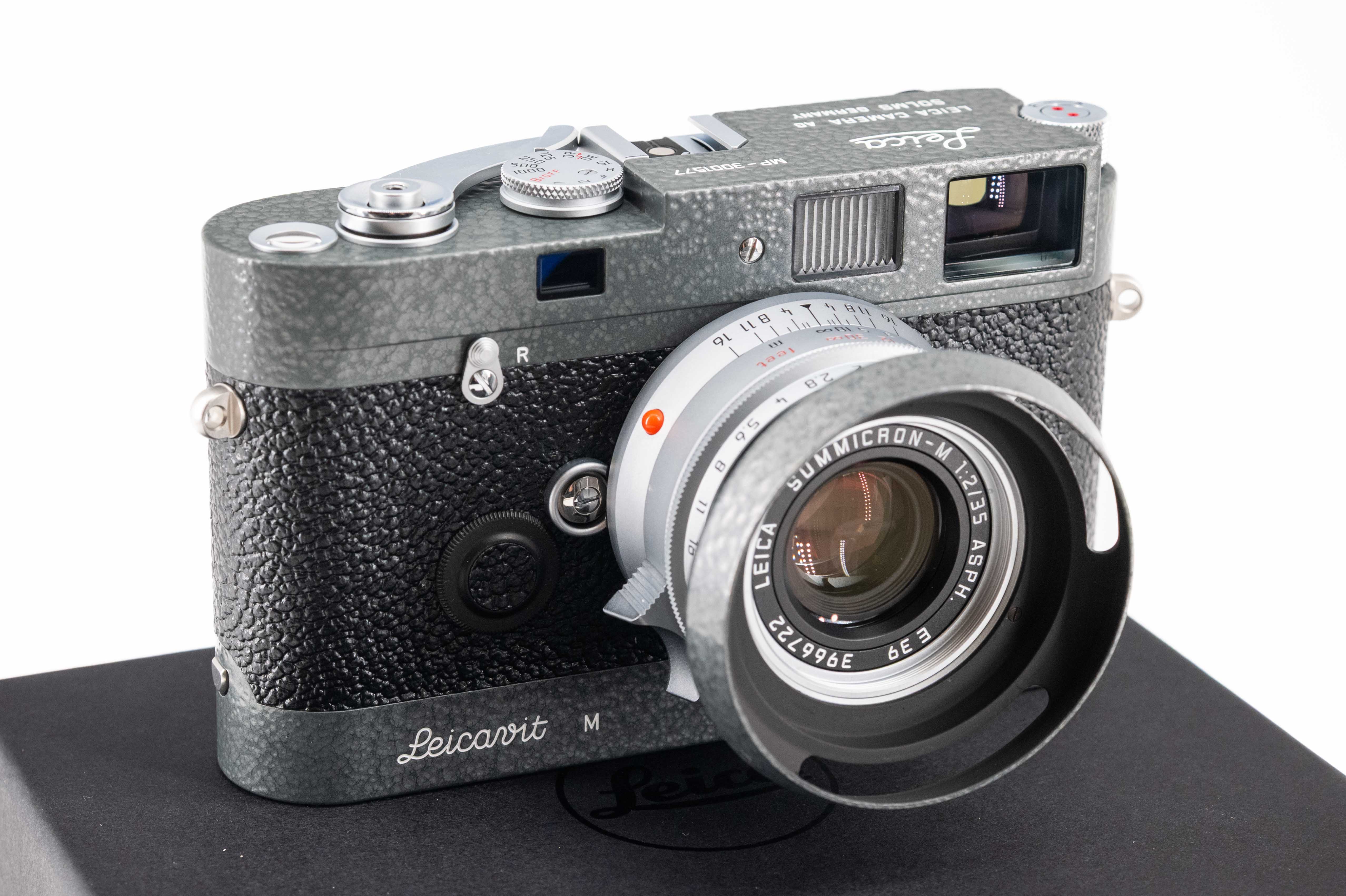 Leica MP Grey Hammertone LHSA 10312 | Leica Camera Classic