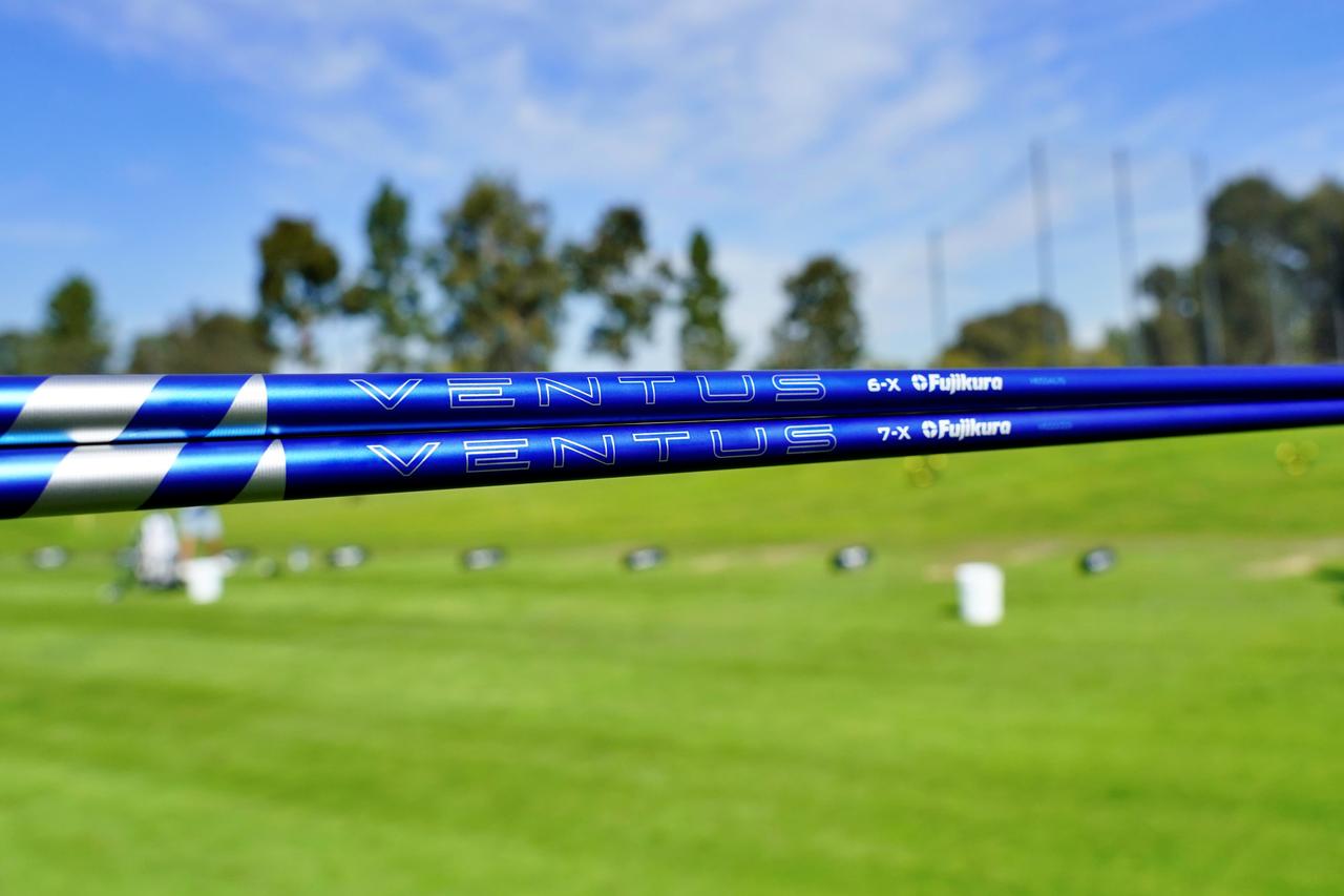 フジクラのニューシャフト「24ベンタスブルー」をプロが試打！ 初代