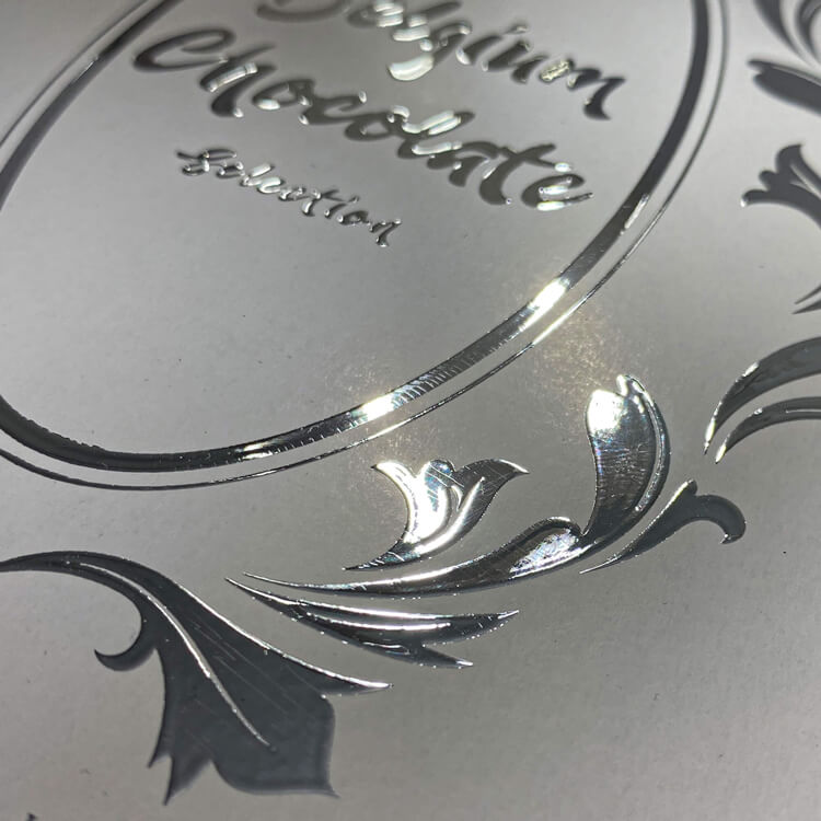 箔押し印刷 厚盛の箔押し印刷で期待に応える目立つデザイン特集