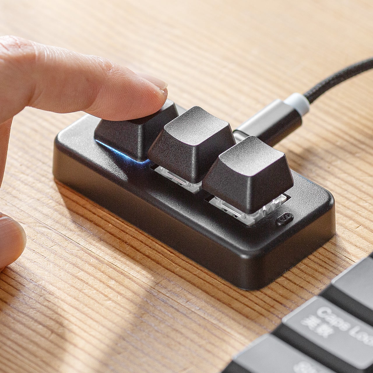 作業効率アップ！左手デバイスの種類・選び方とおすすめ3選！多機能