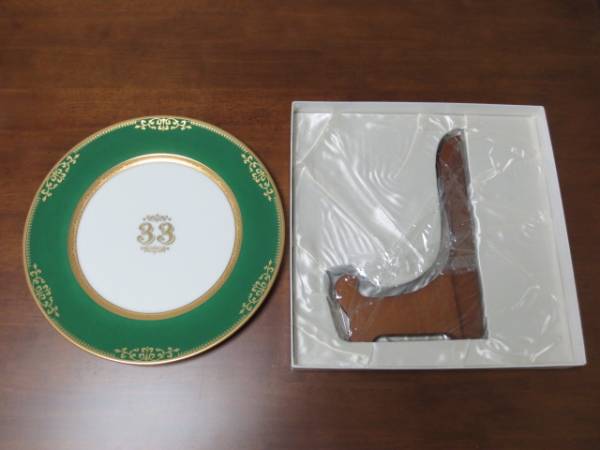 ディズニーの知る人ぞ知る「クラブ33」限定グッズの一覧リストと買取