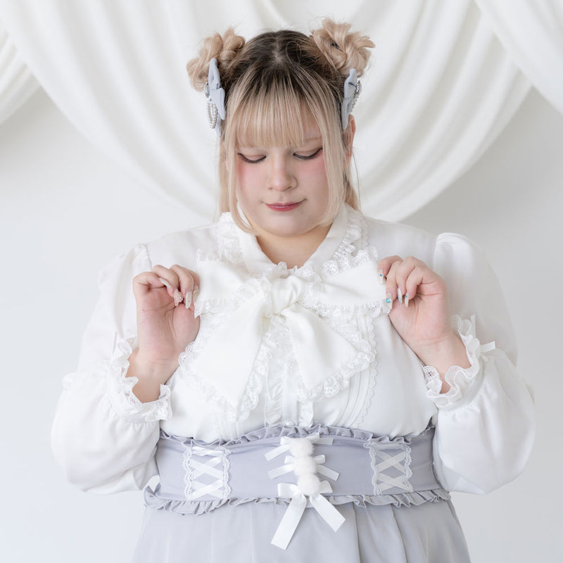 レースフリルたっぷり上品ボウタイリボンブラウス – レディース