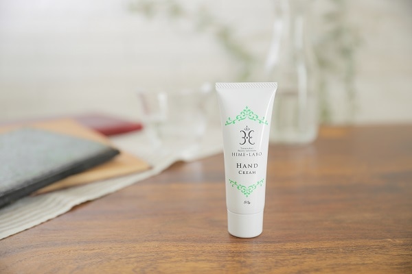 工芸品・雑貨 玉造温泉水配合コスメ 姫ラボハンドクリーム 50g: 山陰