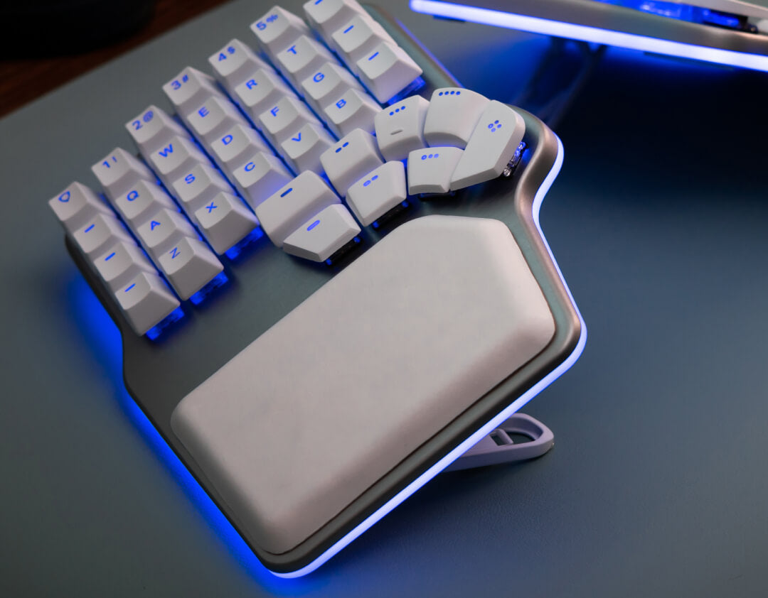 The Best Wireless Ergonomic Keyboard - Dygma Defy