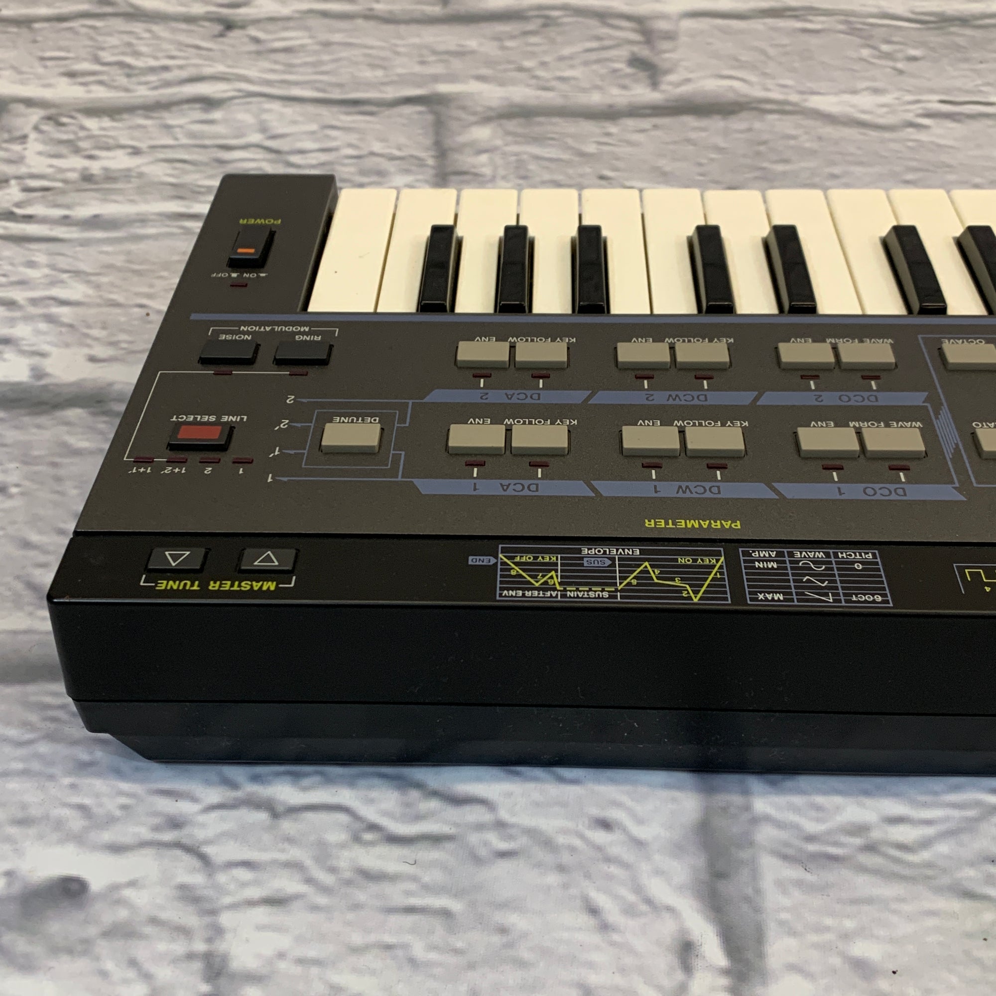 Casio CZ-101 Digital Synth w/ Hard Case - Evolution Music