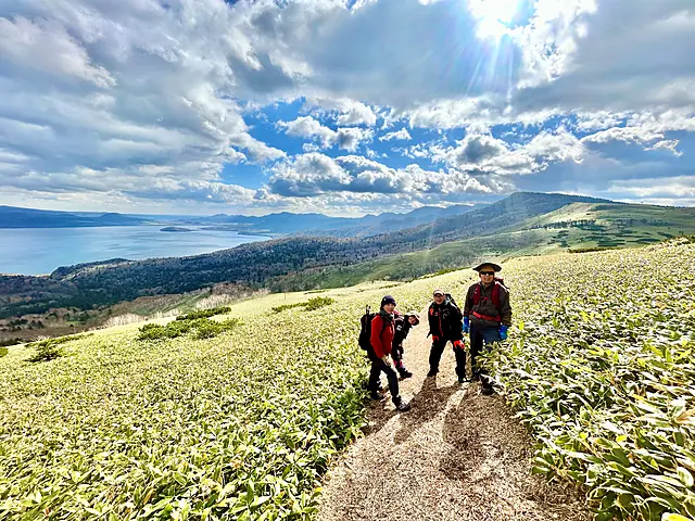 北海道屈斜路カルデラトレイルを歩く 津別峠～美幌峠｜モンベル