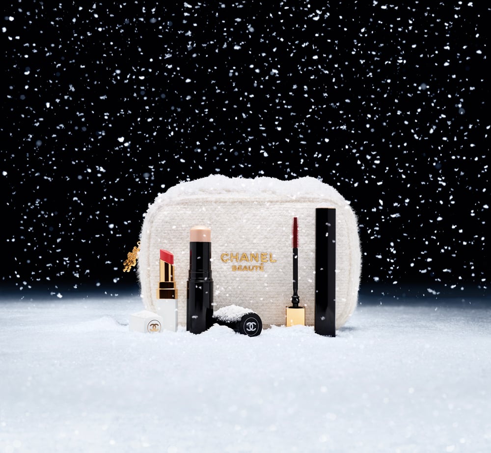 2024年クリスマスコフレ】シャネル：限定マルチパレットや特別な