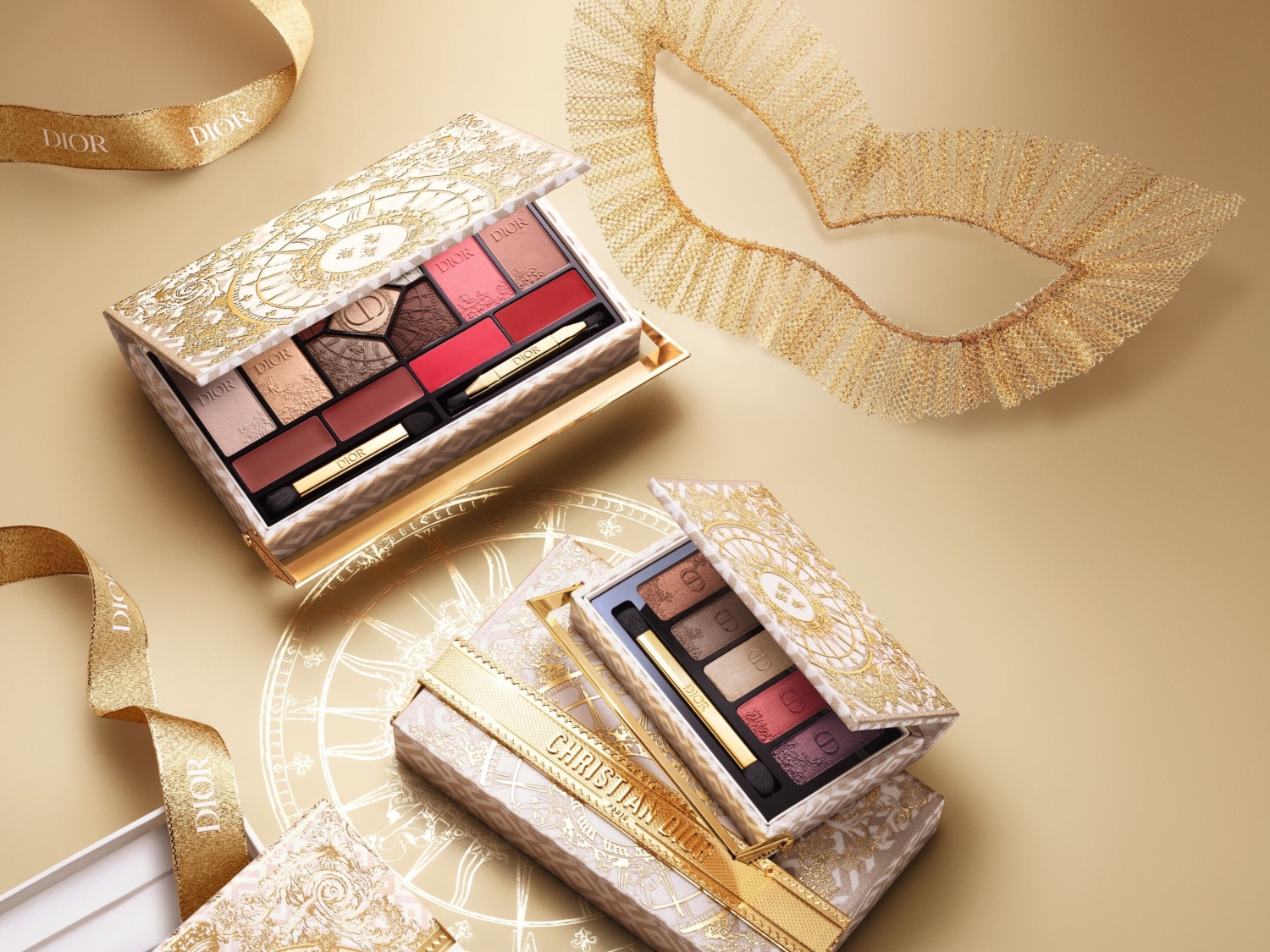 数量限定＞華麗なモチーフを纏った、煌めき溢れるクリスマス パレット