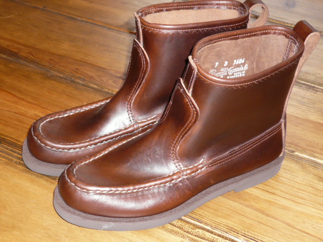 ブラウンレザー ミドルブーツ バックル付きラッセルモカシンスネークブーツゴーキー BEAMS PLUS BEAMS PLUS RUSSELL MOCCASIN / ZEPHYR (shoes boots