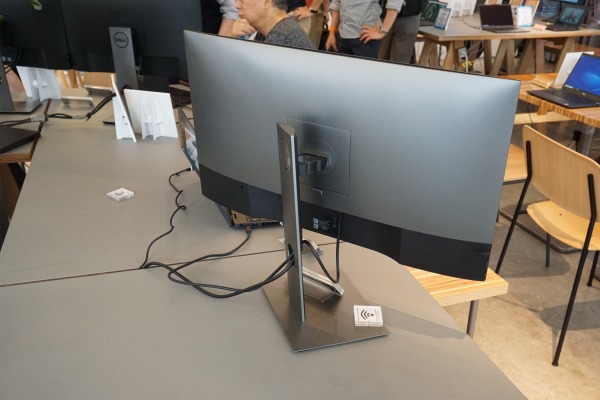 DELL U2719DCレビュー/パソコン徹底比較購入ガイド