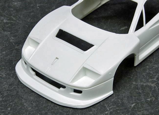 1/24「フェラーリ F40LM」その1【ボディ修正】 – 艦船模型製作代行