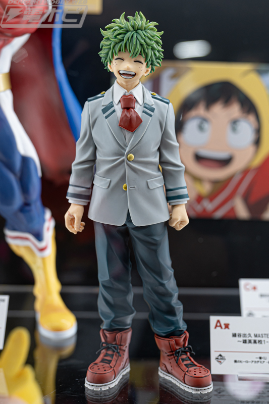 ヒロアカ』最終局面におけるデクと爆豪のフィギュアがラインナップされ