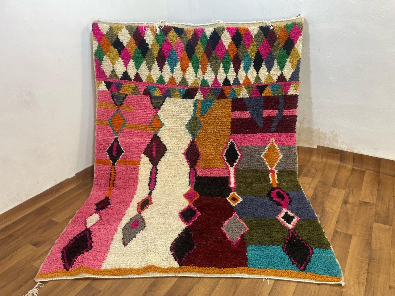 モロッコの水玉模様のラグ、美しいマルチカラーのラグ、カスタム ラグ