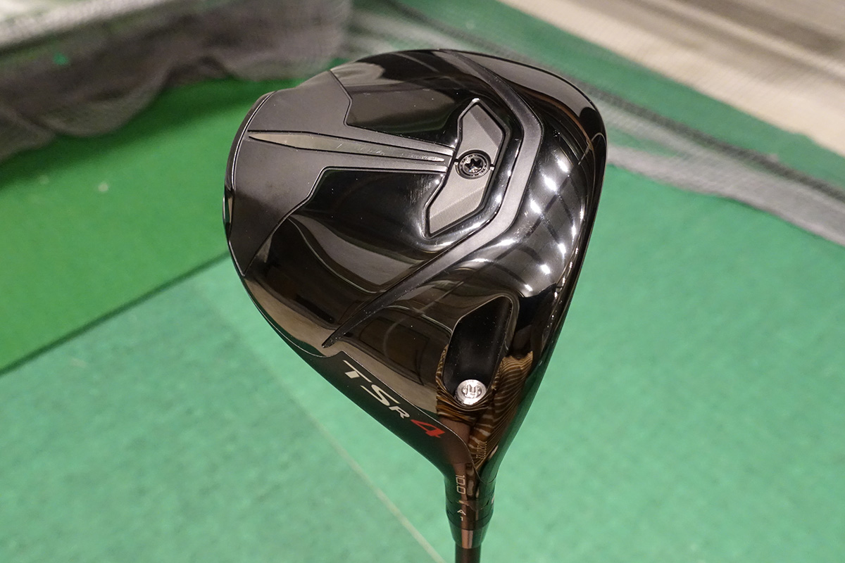 美形になった小ぶりの低スピンモデル タイトリスト TSR4 ドライバー