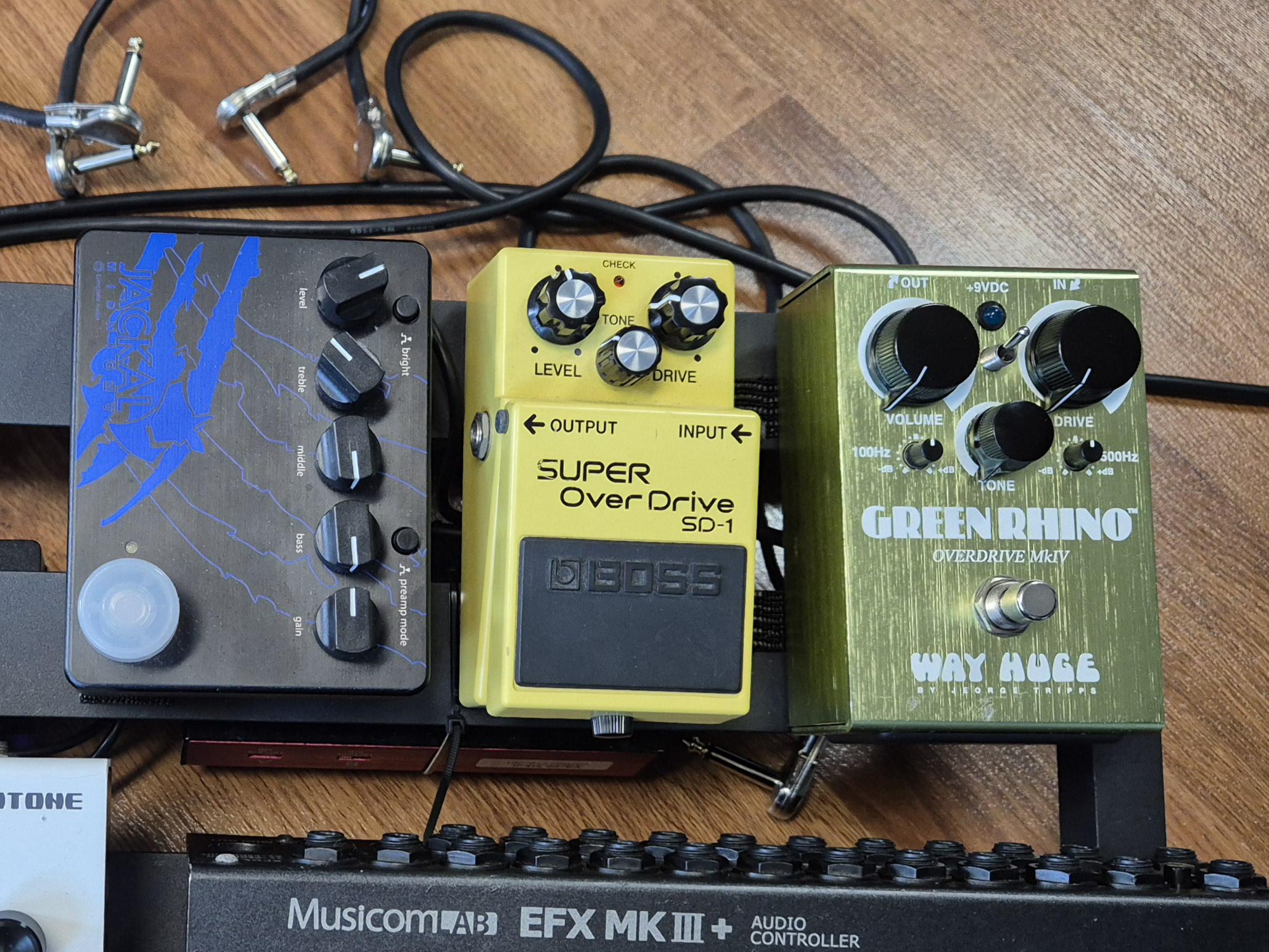 Way Huge Green Rhino 買ったんだ : r/guitarpedals