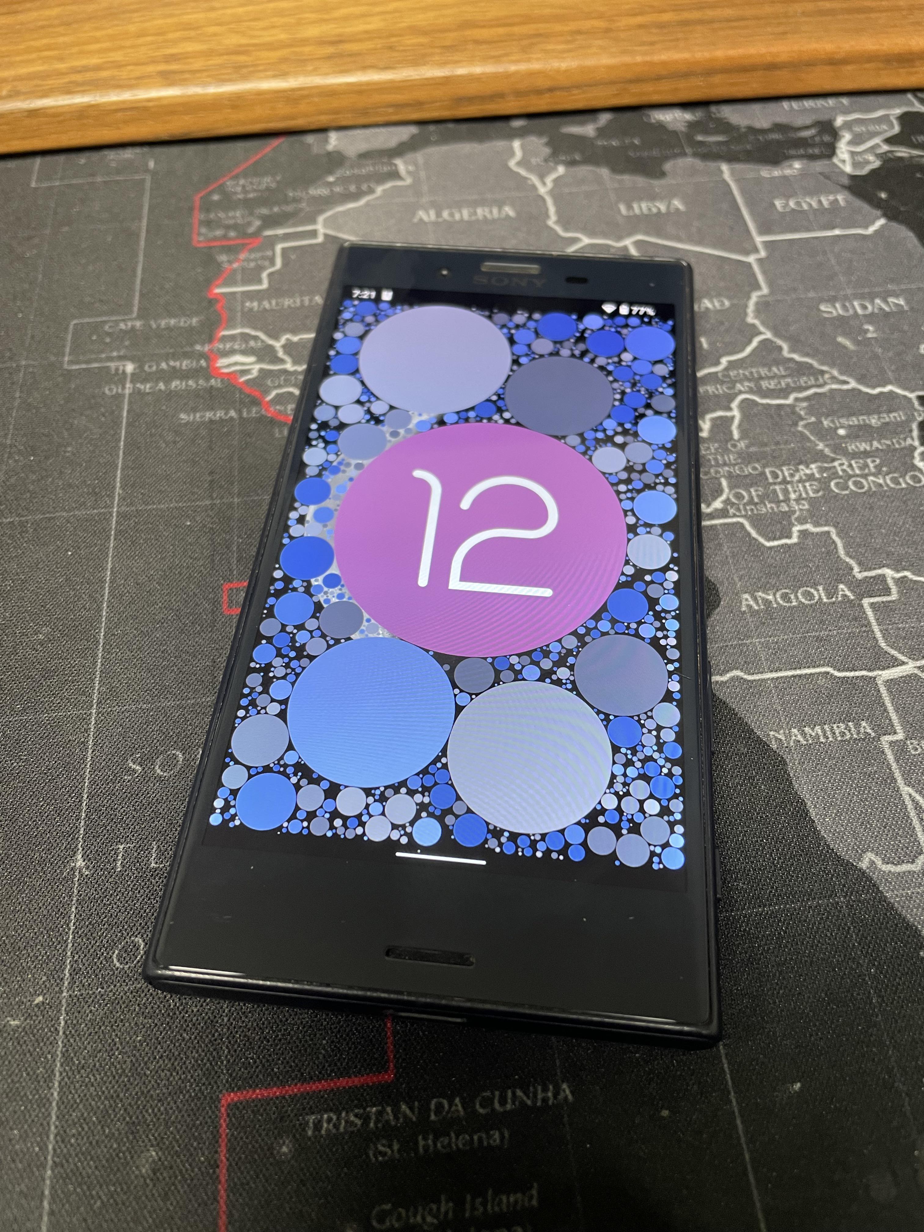 Sony Xperia x Compact LineageOS Android 12 custom rom. Amazing