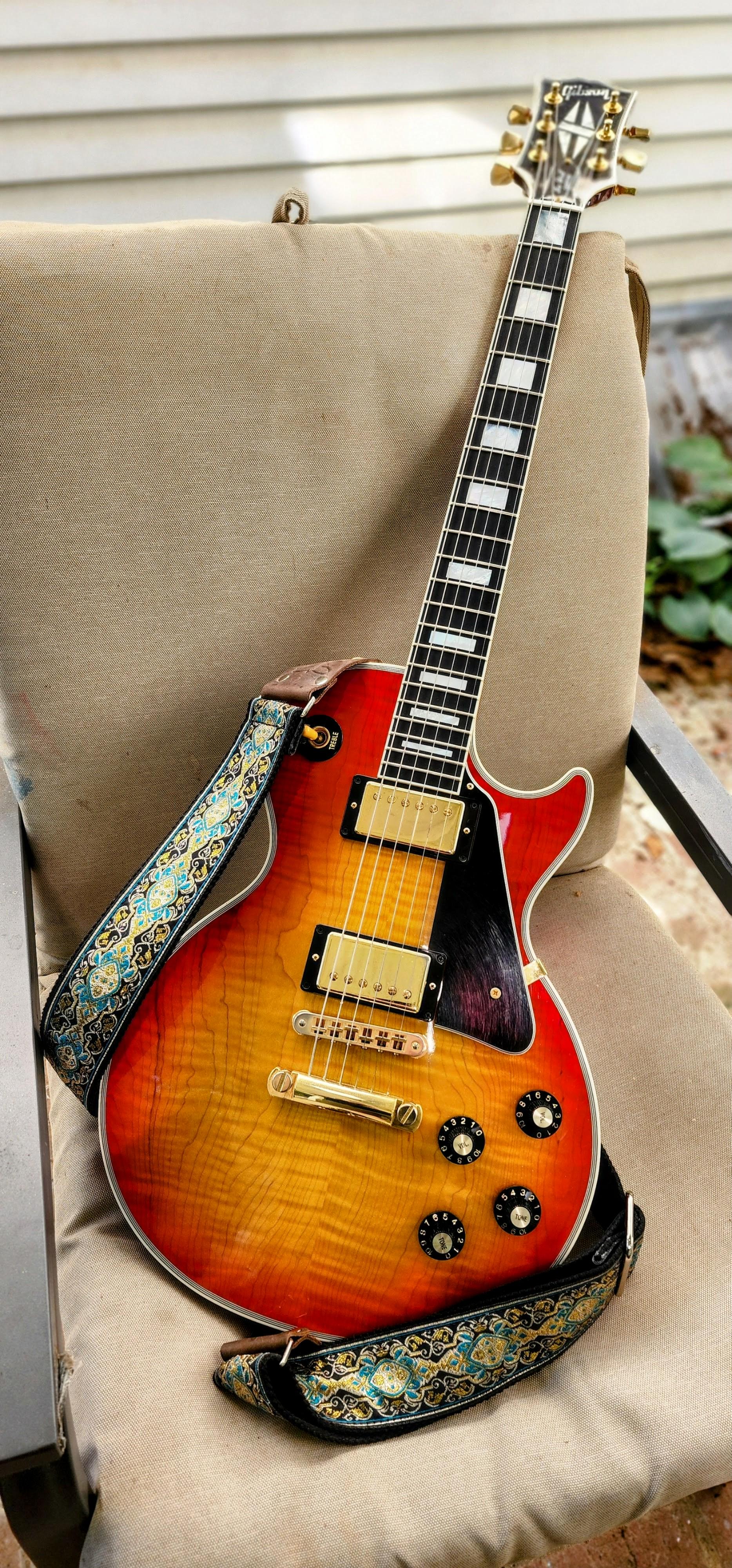 ヘリテイジ・チェリー・サンバーストのレスポール・カスタムはマジで