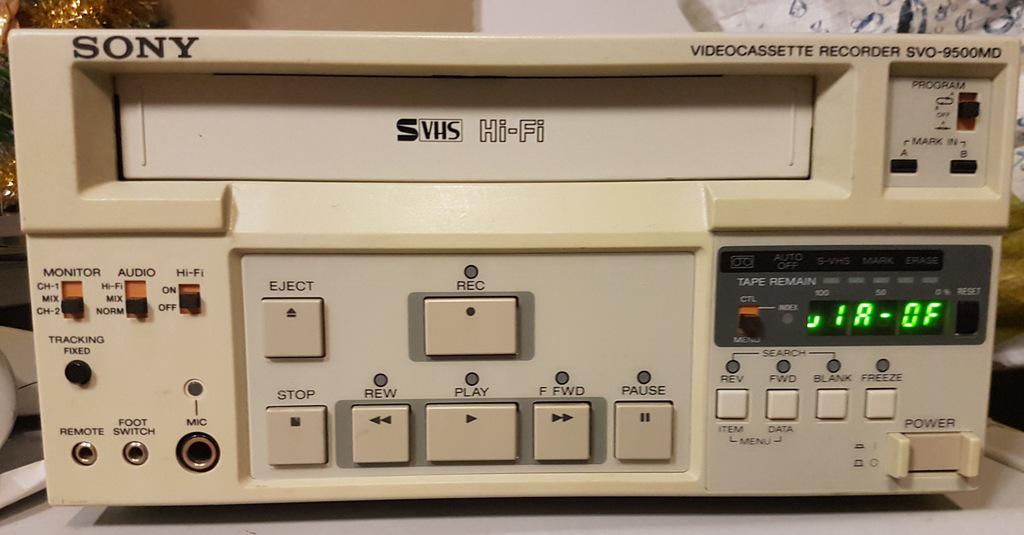 この変なVHSプレイヤーについて何か知ってる？ Sony Svo-9500MDP : r/VHS