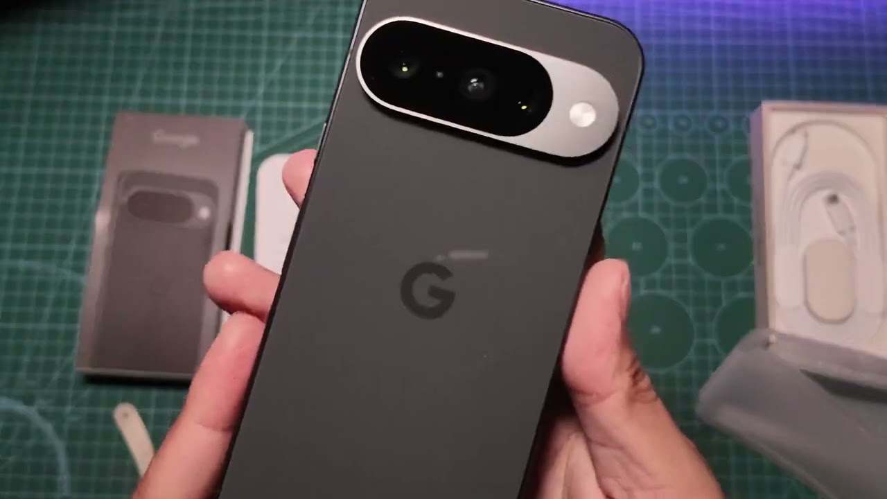 Google Pixel 10 (256GB Obsidian) Unboxing! - ASMR - YouTube