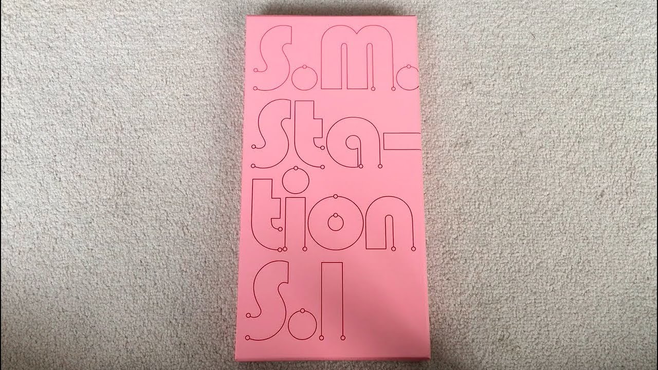 ♡Unboxing S.M. 에스엠 엔터테인먼트 Station Season 1♡ - YouTube