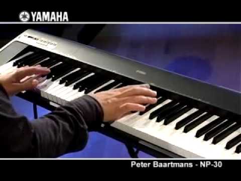 Yamaha NP30 Keyboard - YouTube