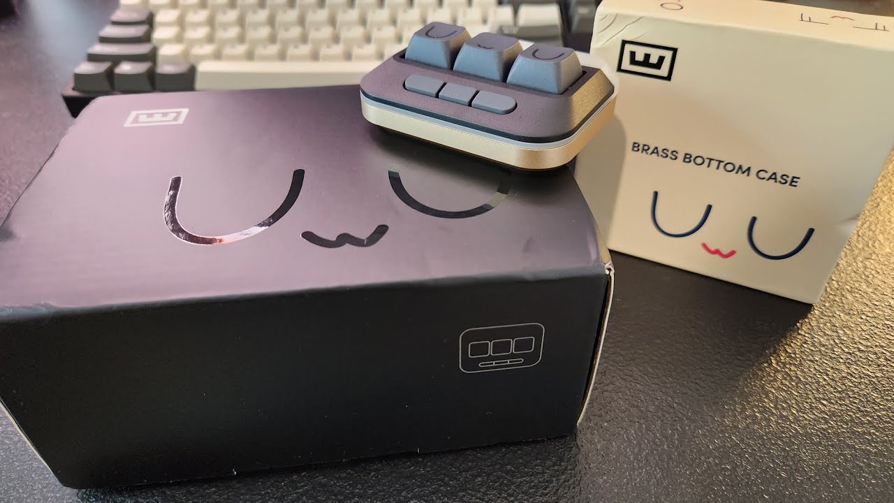 Wooting UwU Stealth Edition & Brass Case ㅡ Unboxing - YouTube