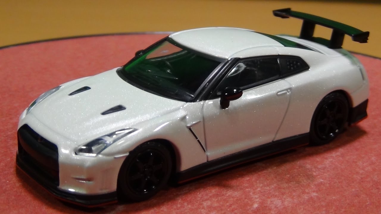 京商ミニカーくじ H賞 NISSAN GT-R NISMO N Attack Package(白) - YouTube