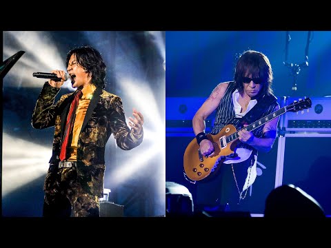 B'z / ultra soul【B'z LIVE-GYM Pleasure 2018 -HINOTORI-】 - YouTube