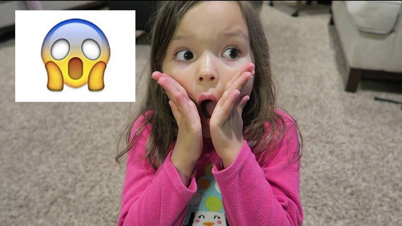 😜😬😘 EMOJI FACE CHALLENGE - YouTube