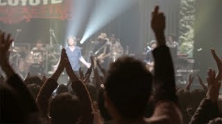ニュー・エイジ 」佐野元春＆THE COYOTE GRAND ROCKSTRA (LIVE) - YouTube