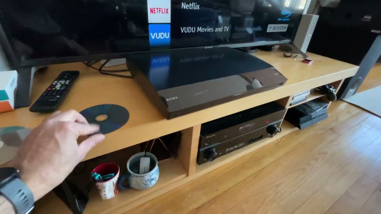 SONY Blu-Ray DISC/DVD Home Theatre Receiver BDV-E580 With Remote