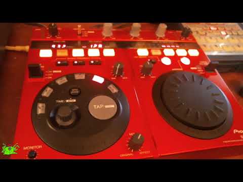 Pioneer EFX-500 (Red) French House Looping and Effects - YouTube