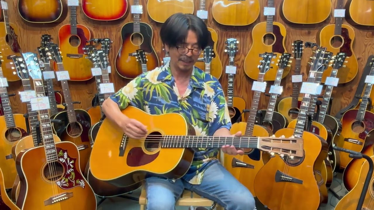 MARTIN HD 28 VS 1996 - YouTube