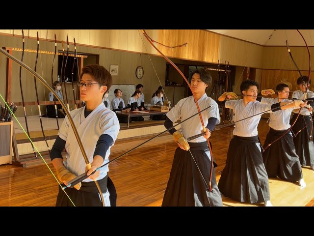 木*通様 【中古】日置流印西派歩射 弓道教本（稲垣源四郎／著）送料