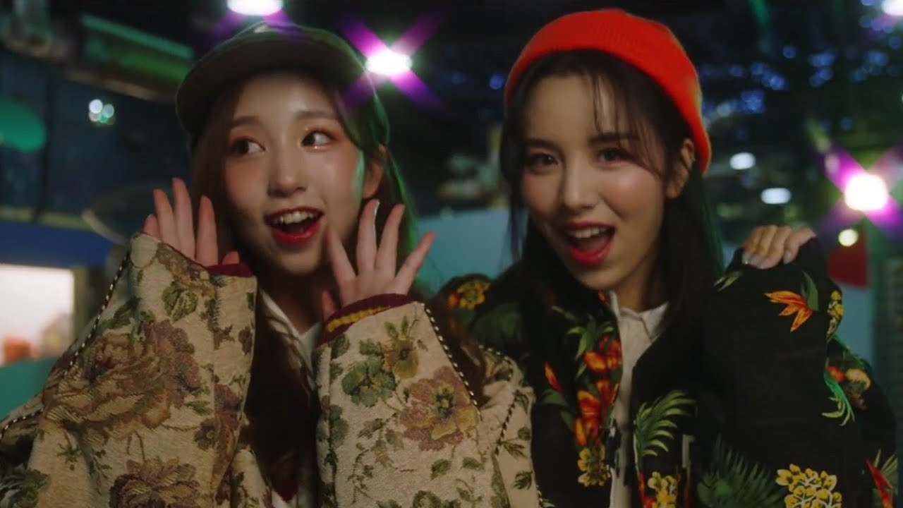 WOO! AH! - CATCH THE STARS (Official Video) - YouTube