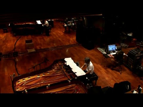 Ryuichi Sakamoto - Playing The Piano 2009 [TOUR JOURNAL] - YouTube