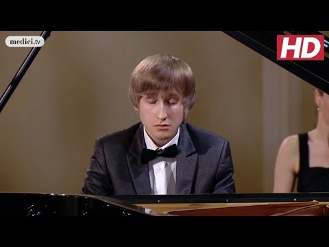 TCH15 - Piano Round 2 II: Dmitry Masleev - YouTube