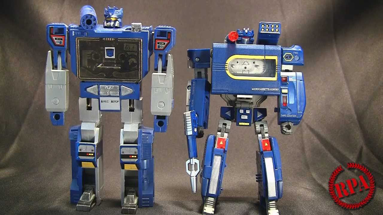 BTS Toys BTS-04 Sonicron Soundwave 3rd party figure review - YouTube