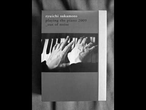 Ryuichi Sakamoto plays Bach - YouTube