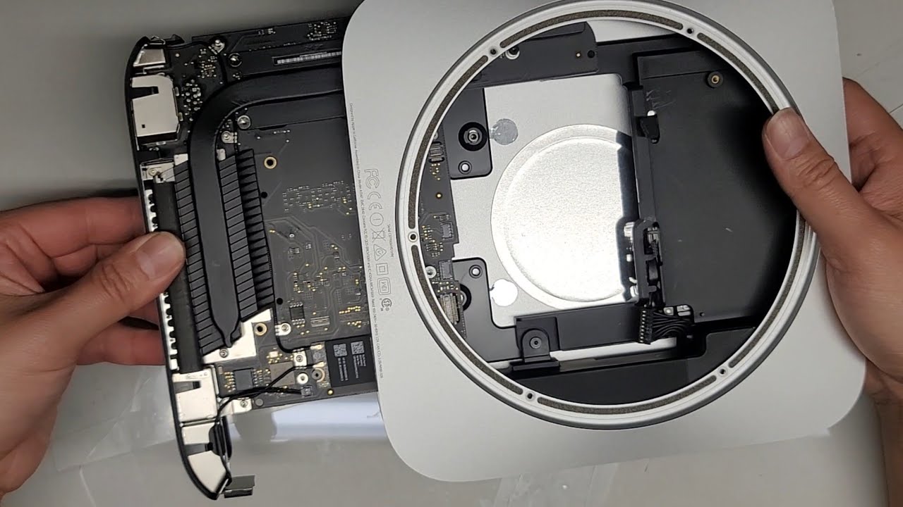 Late 2014 Apple Mac Mini Model A1347 Disassembly SSD Hard Drive