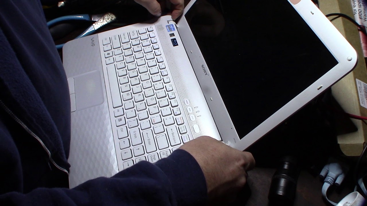 How to repair a Laptop kicked power connector plug repair broken