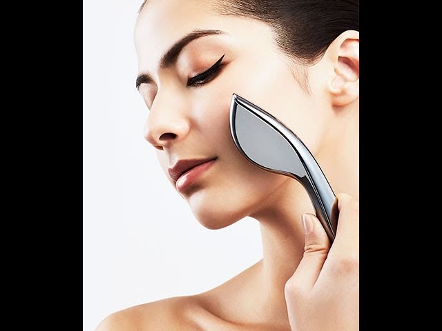 Madonnaマドンナプロデュース MDNA SKIN マグネティックフローの使い方