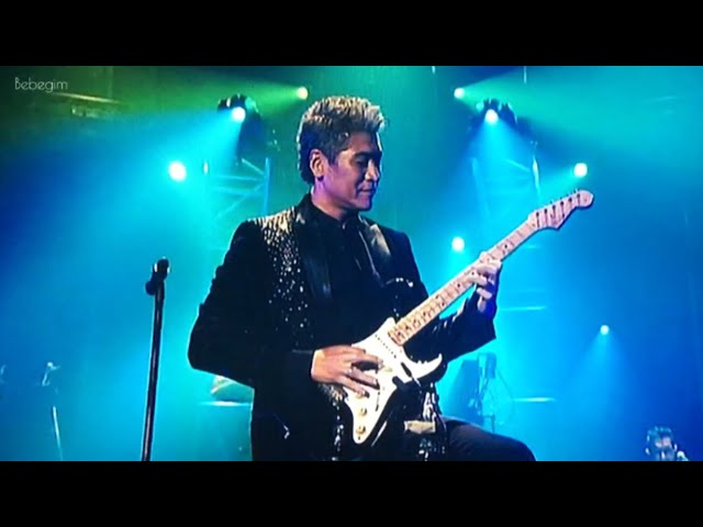 吉川晃司 _THE SLIDERS - YouTube