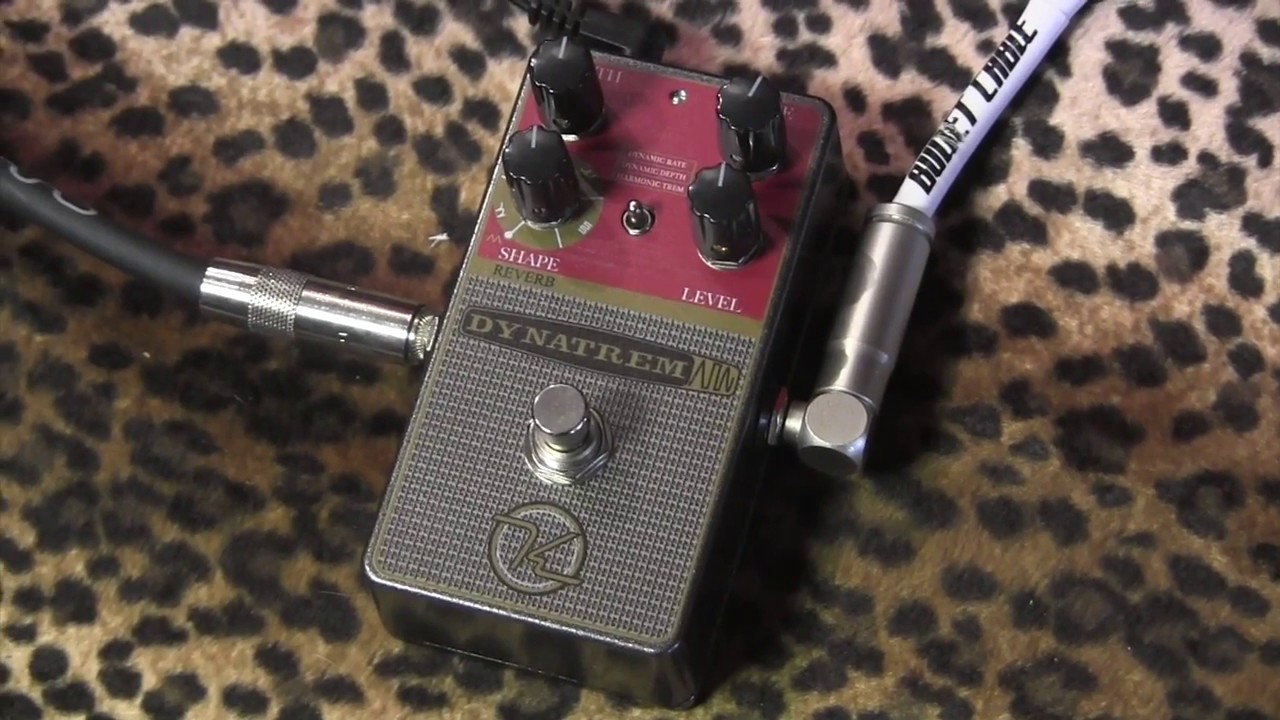 Keeley DYNATREM pedal : multi stage tremolo & reverb FAB! - YouTube