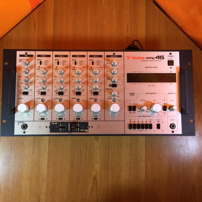 名機VESTAX PMC-46、Club常設のHOUSE DJ憧れのミキサーを手に入れた