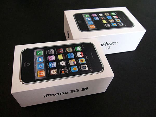 Review: Apple iPhone 3GS (8GB/16GB/32GB) | iLounge