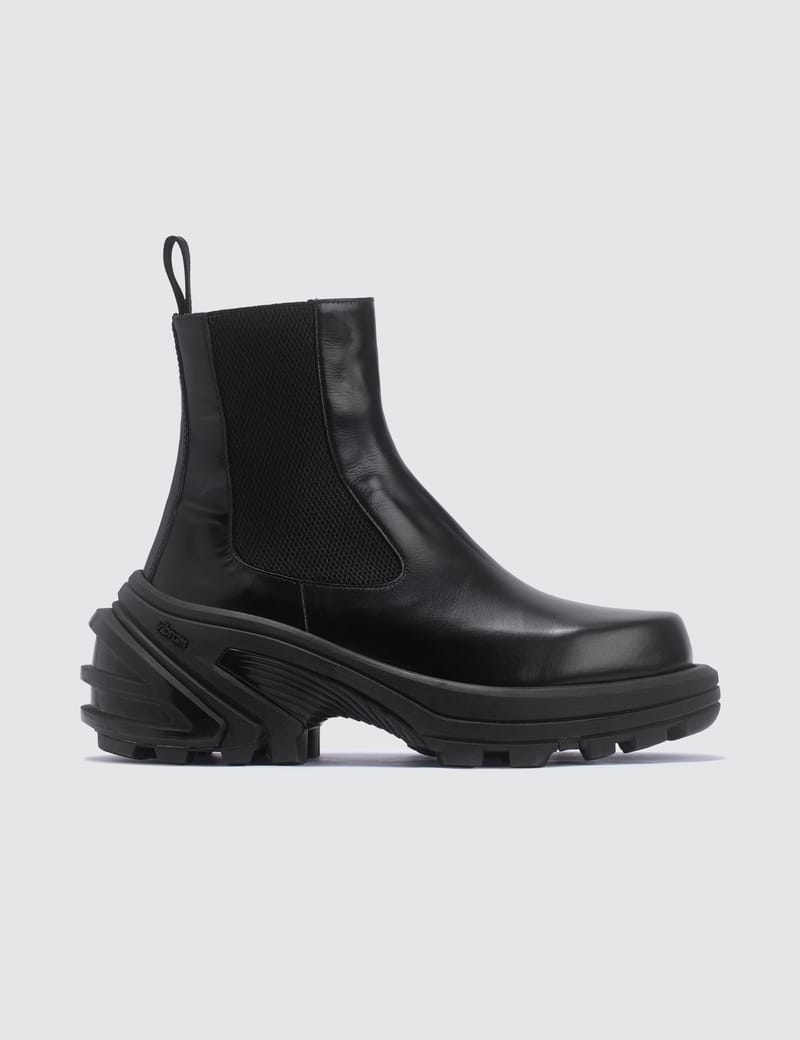 1017 ALYX 9SM - Chelsea Boots With Removable Vibram Sole | HBX